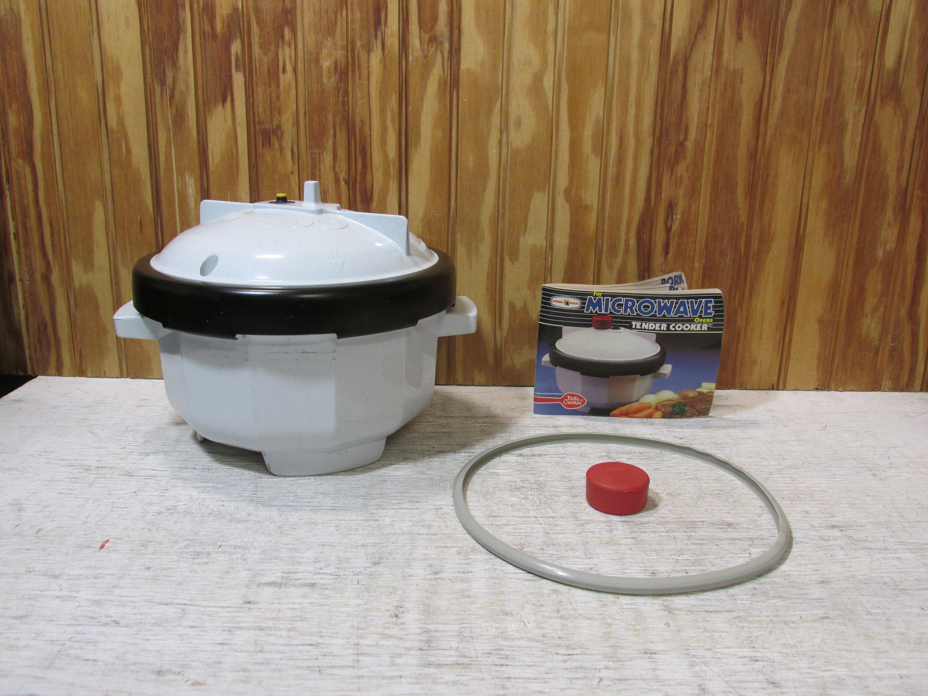 Vintage Nordic Ware Microware Tender Cooker 2 1 2 Quart Etsy Canada
