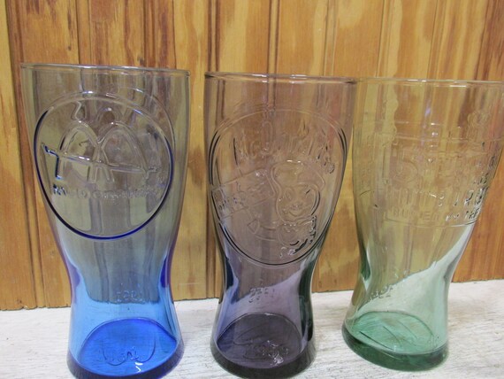 Vintage Set of 3 McDonald's Fountain Glasses- 194… - image 2