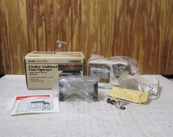 Black & decker spacemaker ec75 white can 2024 opener automatic shut off new open box