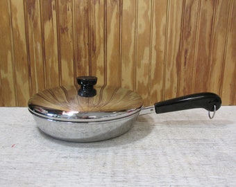 Vintage 1801 Revere Ware 9 Inch Skillet with Stainless Steel Bottom- 87 Clinton Ill.