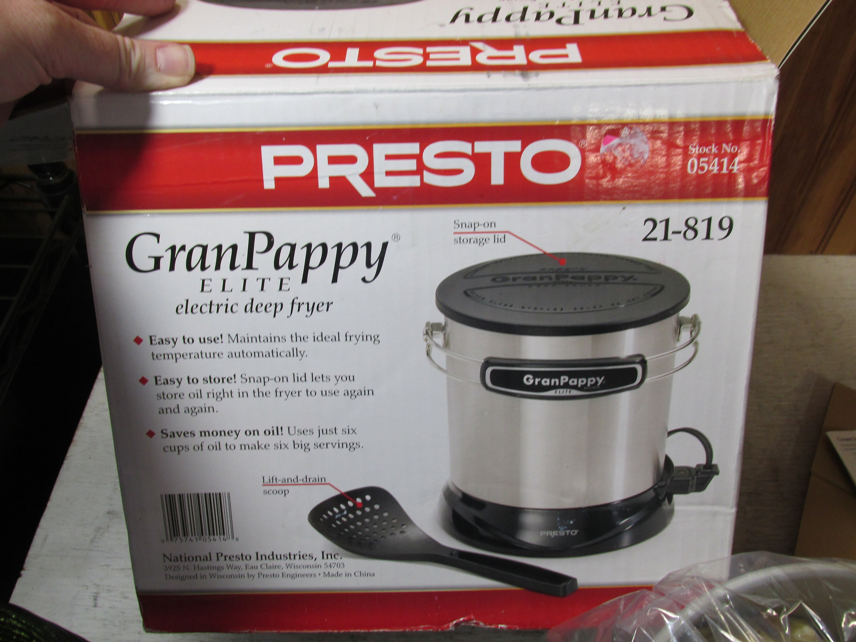 NEW Presto Granpappy Elite Electric Deep Fryer No. 05414 in Original Box 6  Cup 