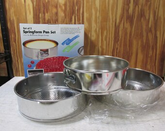 Vintage Set of 3 Robinson Design Group Aluminum Springform Pans- Cheesecake Pans- 8 1/2 inch, 9 1/2 inch and 10 1/2 Inch