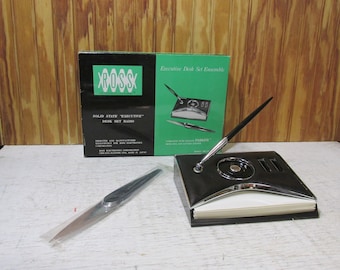 Vintage Ross Executive Desk Set Ensemble With Transistor Radio- In Original Box- RE-711- Note Pad- Pen- Paper- Letter Opener