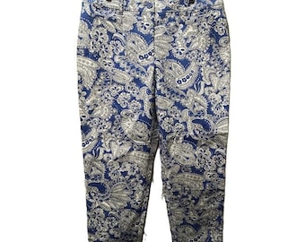 Damskie spodnie skrócone z nadrukiem paisley w kolorze niebiesko-białym, rozmiar 8
