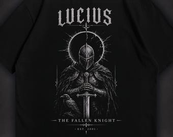 Camiseta personalizada de caballero de fantasía oscura, camiseta gótica con nombre personalizado, regalo de guerrero medieval, camiseta con título de juego de rol personalizado.