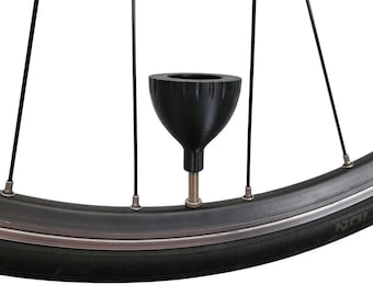 Funnel for tubeless bicycle sealant