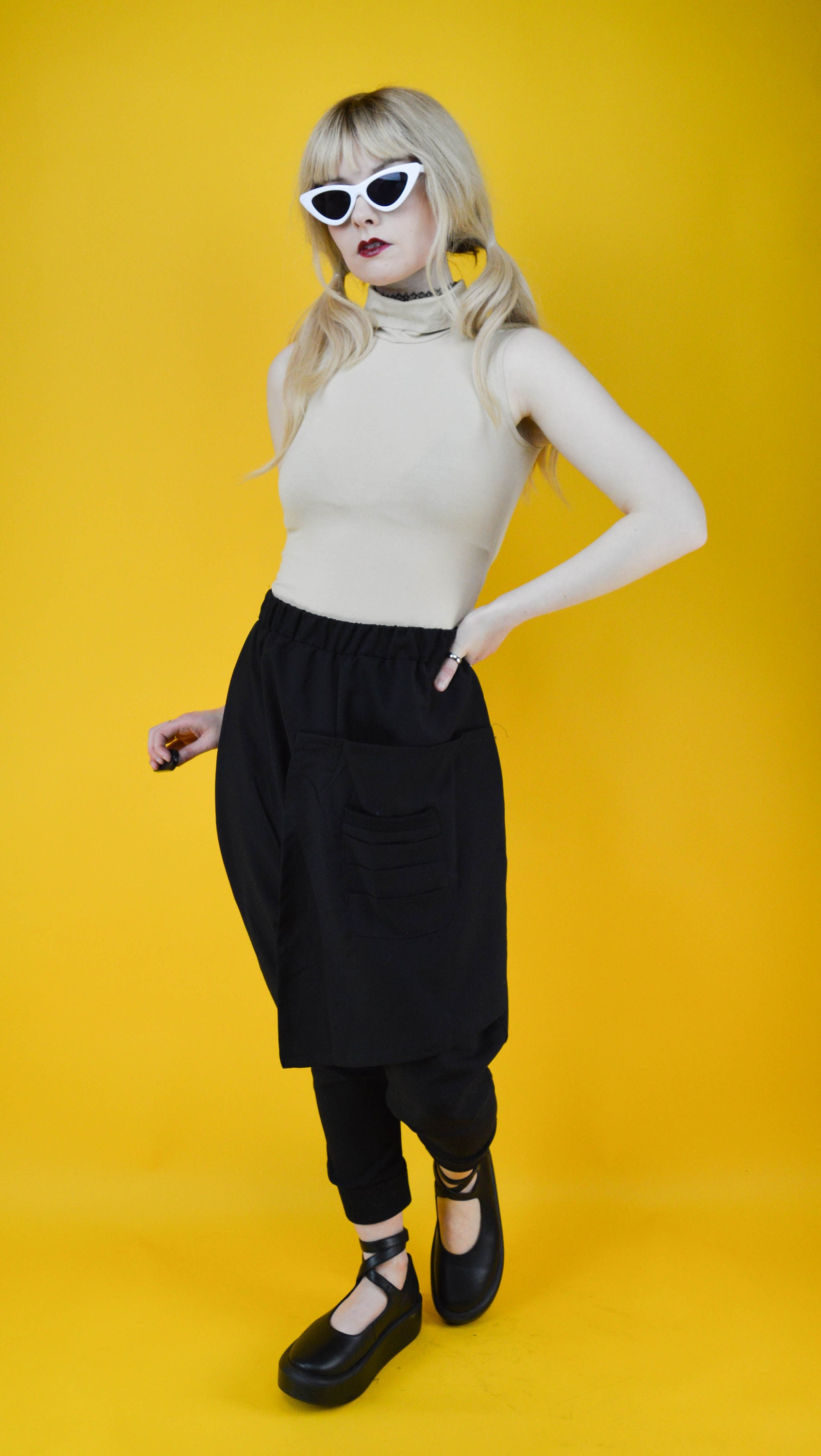 Image of S Beige Turtleneck Sleeveless Tank Top Xs/S