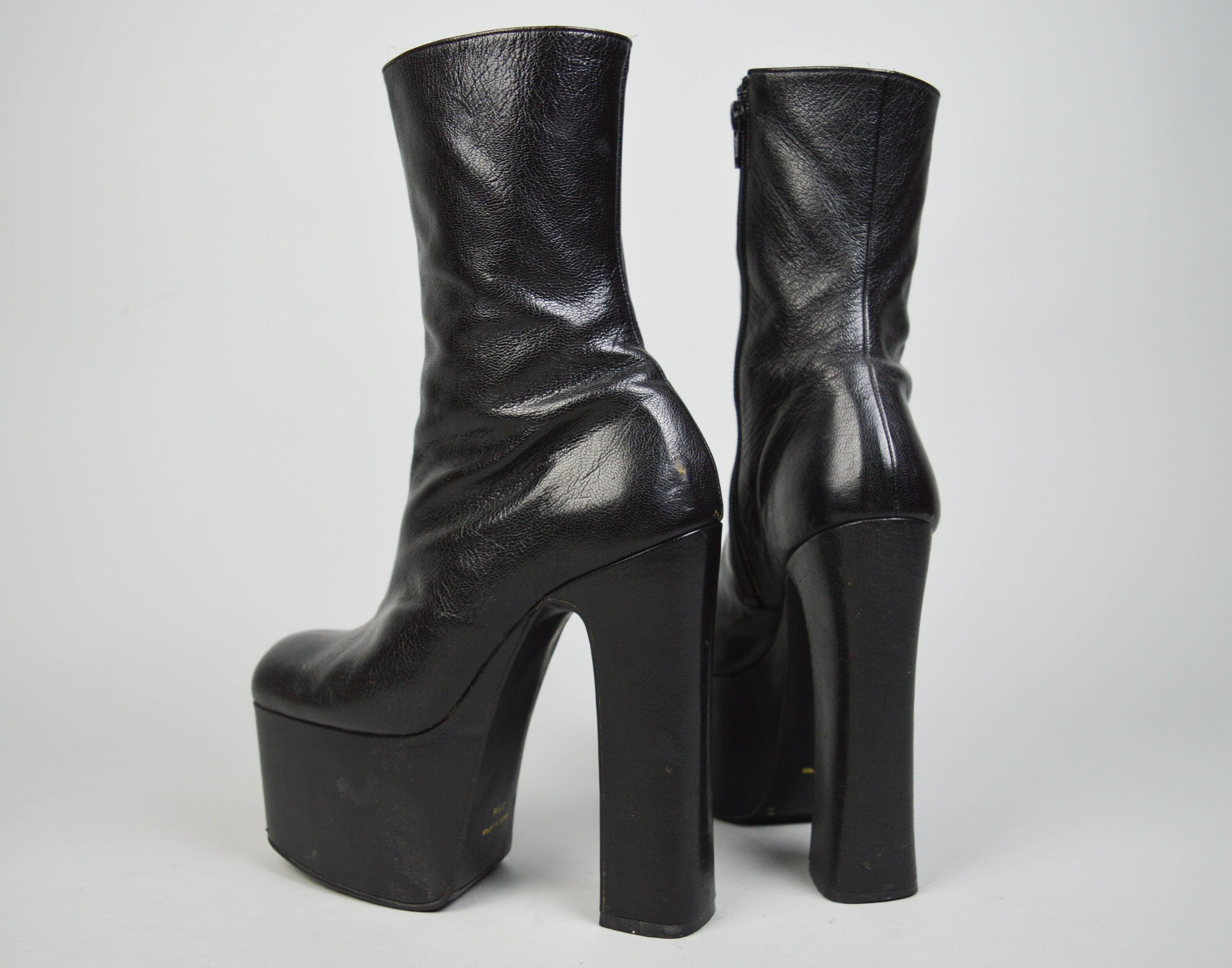 square toe boots 90s