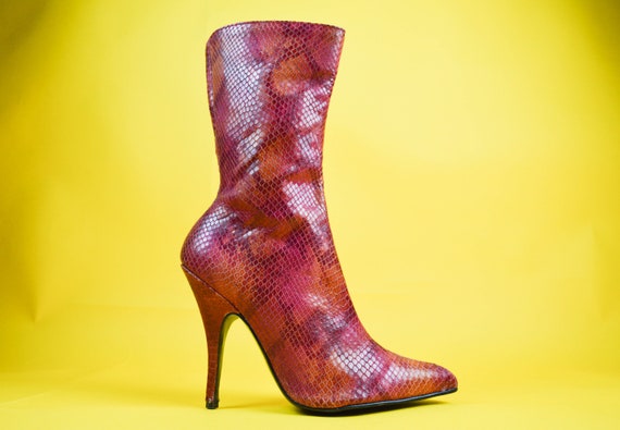 Snakeskin pointed toe booties Clearance