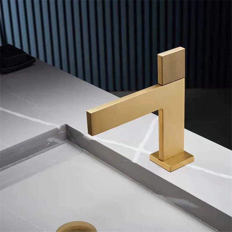 Robinet géométrique en or | Mitigeur moderne | Mitigeur lavabo