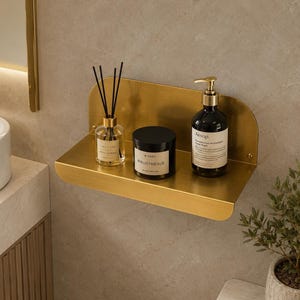Schweberegal aus Messing, individuell anpassbare Wandaufbewahrung im modernen Design