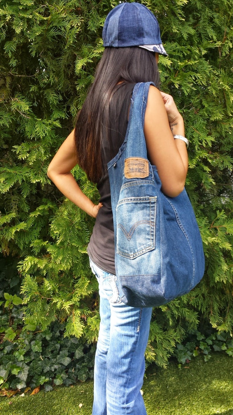 t shirt and jeans the bag defines your style