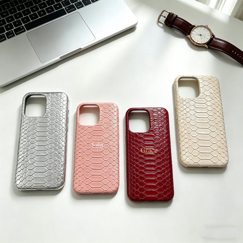 Gepersonaliseerde iPhone-hoesje met pythontextuur | Beschermhoes met slangenpatroon afbeelding 1
