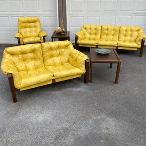 Mid Century Modern Living Room Set