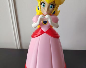 Peach Figure – Nintendo Universe