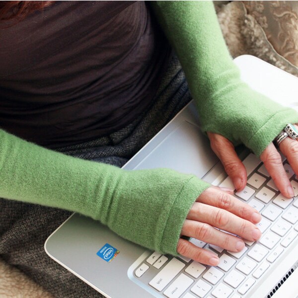 Kasjmier handschoenen in apple, fingerless wanten, armwarmers