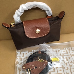 Longchamp bruine mini-crossbodytas inclusief schouderriem Verstelbare schouderriem, prachtig, compact en draagbaar, cadeau voor haar
