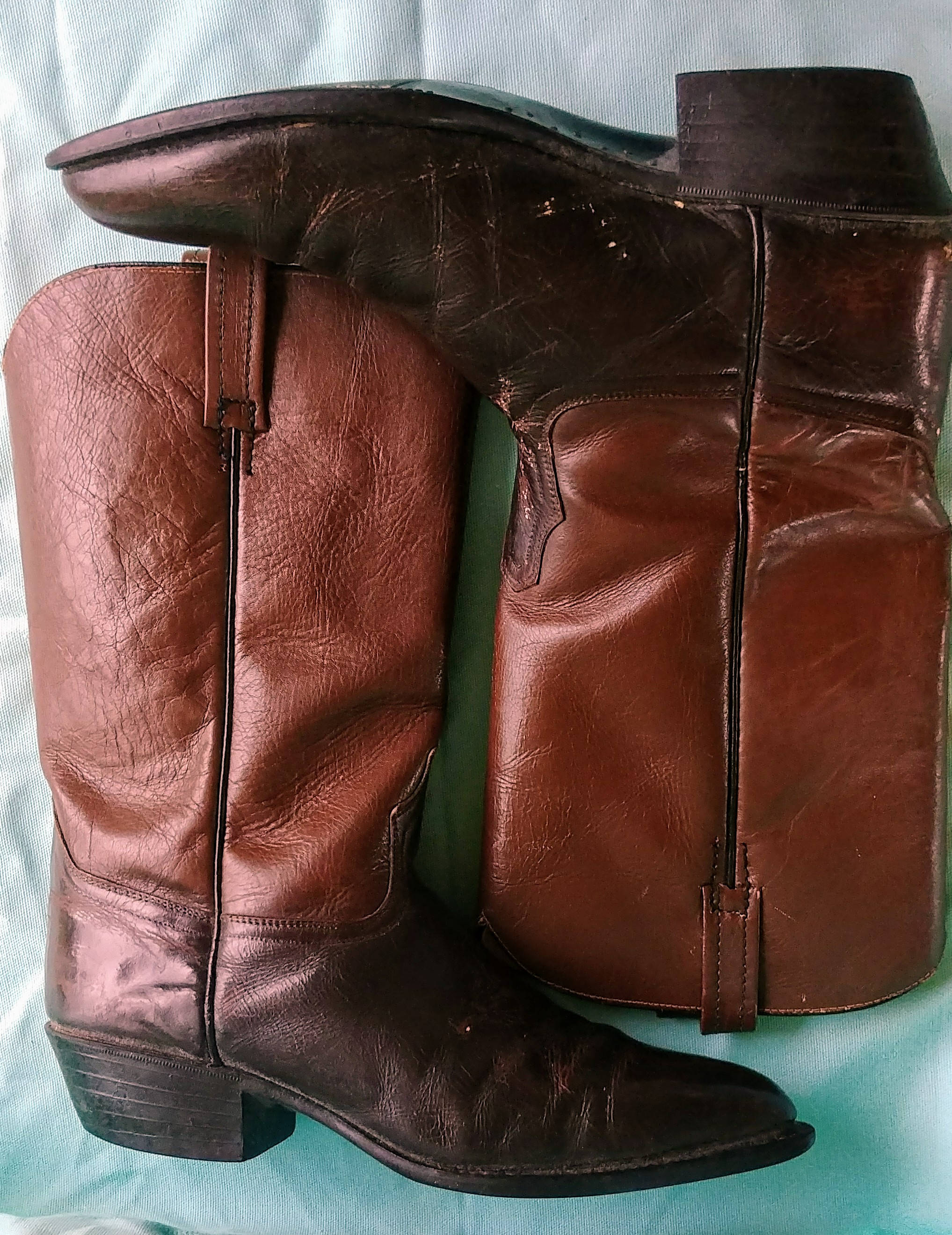 mens pointed cowboy boots