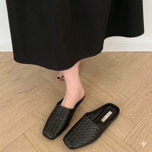 Mules de piel trenzada – Zapatos planos minimalistas de punta cuadrada sin cordones