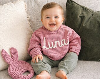 Suéter personalizado com nome do bebê, roupa de bebê personalizada, suéter de tricô bordado, conjunto infantil, presente para chá de bebê, presente para recém-nascido