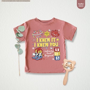 I Knew It, I Knew You Kids Western T-Shirt, Jessie Inspired Kids Shirt, Toy Story Birthday Gift, Cowgirl Kids Shirt, Sheriff Hat Boots Shirt imagen 12
