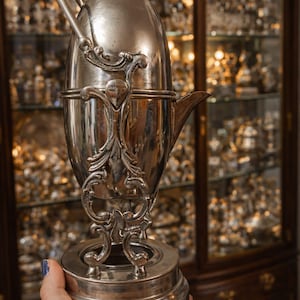 Vintage koffiepot (bouillotte) met verwarmingselement. Verzilverd. Frankrijk, Parijs. 1930-1950. Koffieset.