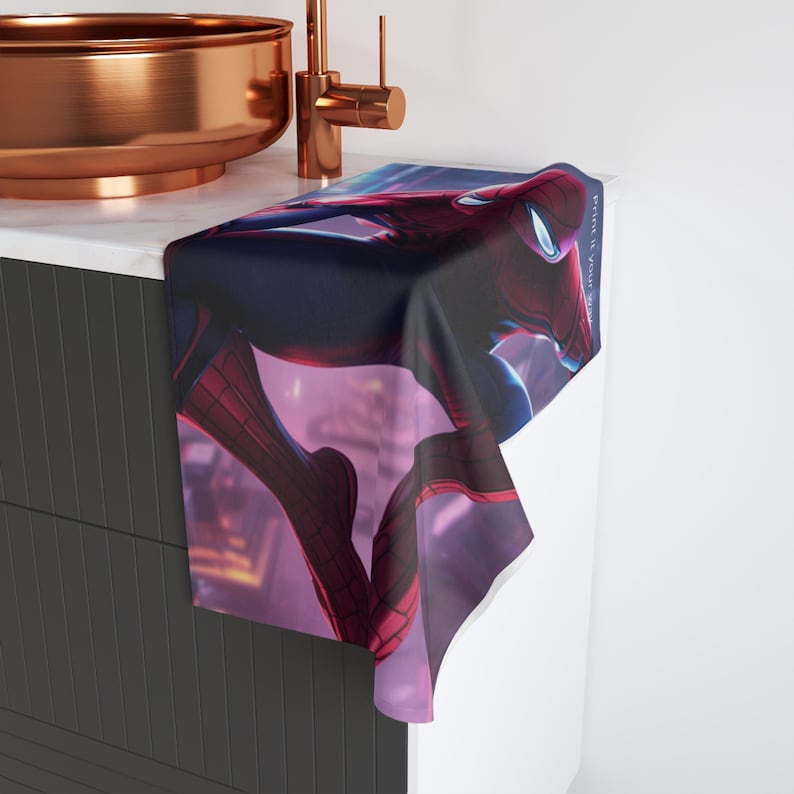 Spider-Man Illustration Handtuch | Superheld Nacht Bild 1