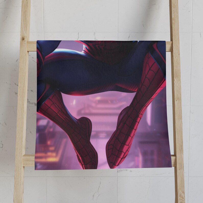Spider-Man Illustration Handtuch | Superheld Nacht Bild 2