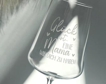 Personalized wine glass | Engraved wine glass | Gift for Mom/Dad | Mother's Day | Father's Day | Engraved glass for Mom/Dad | Thank you