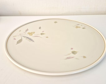 Hutschenreuther Selb LHS Bavaria Dinner Plate, Vintage German Porcelain with Gold Rim, Pastel Leaves Pattern, Mid Century Fine China 1950s