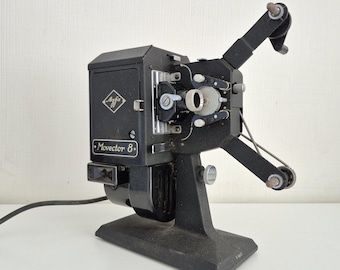 Antiker Agfa Movector 8 Filmprojektor (ca. 1937) – Industrielles Dekor & Sammlerstück – Vintage Kino-Deko – Modell V 4647