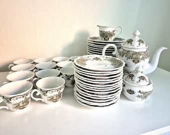 Large Winterling Bavaria 50-piece tea set – Antique porcelain set for 14 people – Vintage coffee service with floral pattern