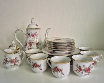 Johann Kronester Kristina coffee service, 21 pieces, vintage Bavaria porcelain set with lace gold rim and roses, West Germany, 1970s