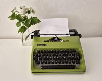 Vintage Triumph Gaby Typewriter – Rare Pistachio Green – Excellent Condition – Fully Tested with New Ribbon – 1970s Ultra-Portable
