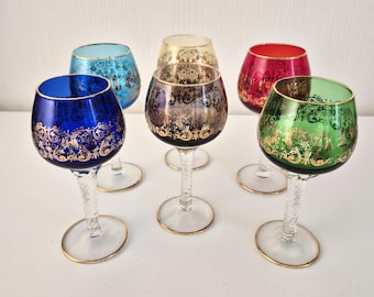 Magníficas copas de vino, juego de 6 - Cristal de Bohemia - Decoración en oro de 24 quilates y tallo retorcido - Estilo vintage hecho a mano - Juego de copas de vino coloridas
