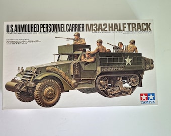 Vintage Tamiya M3A2 Half Track 1:35 – Model kit from 1975 – Original packaging with accessories & original old receipt
