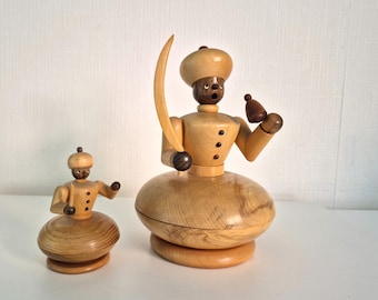 Set of 2 Vintage Mid-Century Wooden Trinket Boxes, Hand-Turned Wood Jewelry Jars, 1960s German Craftsmanship, Minimalist Figural Storage