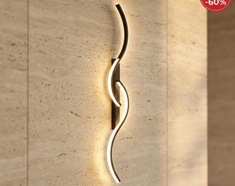 Modern Wavy LED Wall Sconce with Remote Control | Dimmable Black Aluminum Wall Light | Bedroom Living Room Accent Lamp, 60cm