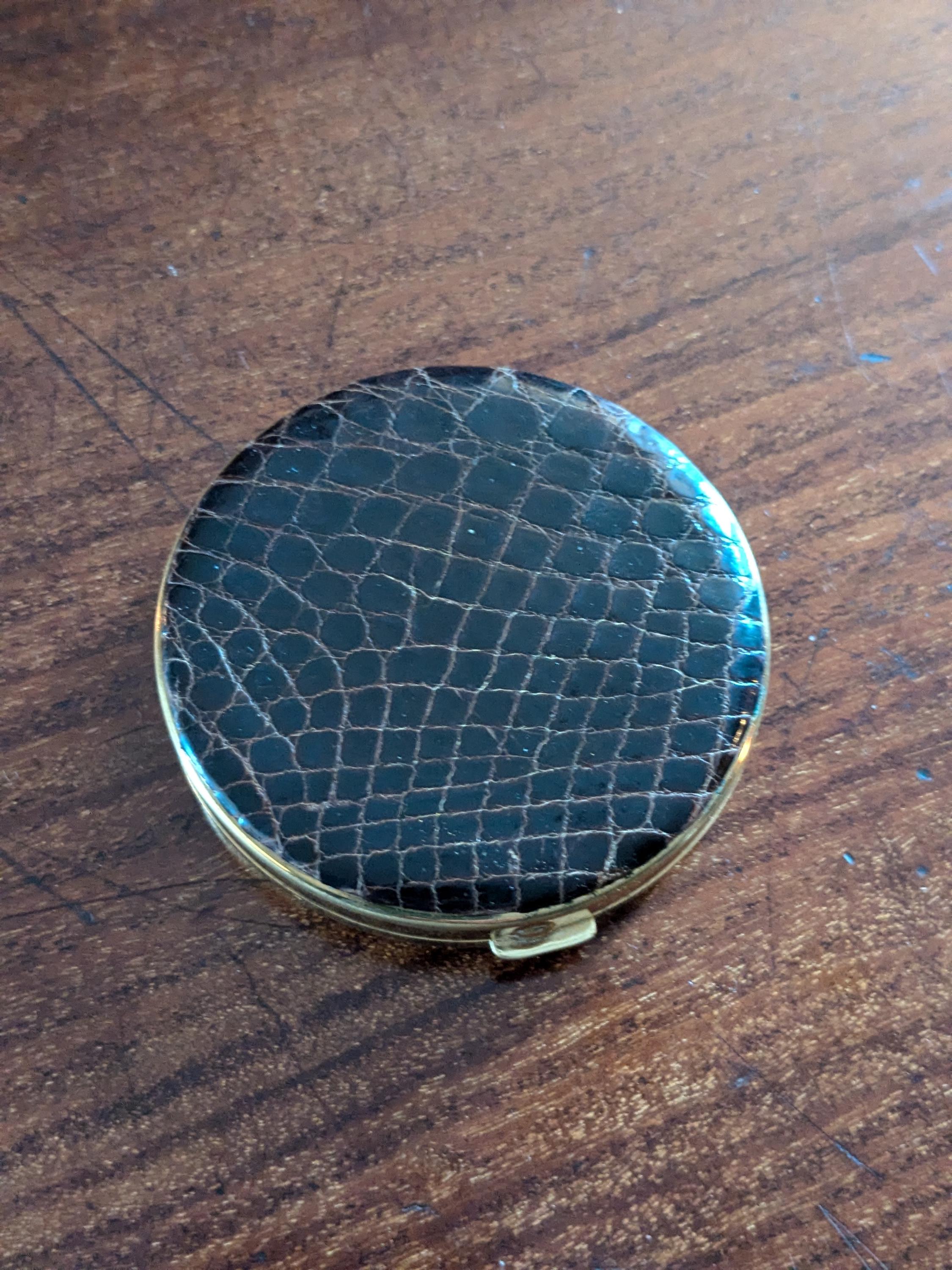 Emrich powder compact - Etsy 日本