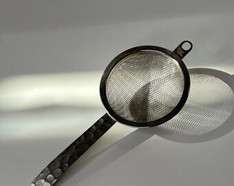 Tea sifter