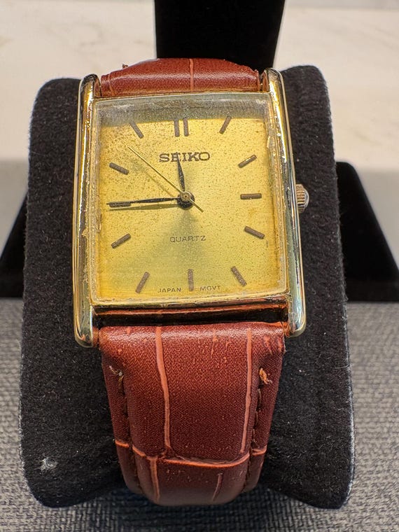 Vintage Men's Seiko Tank Style Quartz Dress Watch