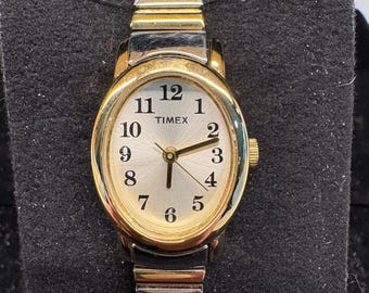Vintage Ladies Timex Cavatina Two-Tone Expansion Band Quartz Wristwatch