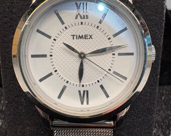 Vintage dames Timex Elevated Classics Uptown Chic dress quartz horloge
