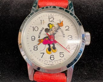 montre mécanique Bradley vintage avec Minnie Mouse de Disney des années 1970