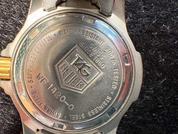 Vintage Ladies TAG Heuer 4000 Series Professional Wristwatch View 6