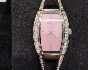 Vintage Guess Sanduhr Kristall Rosa Zifferblatt Frauen Quarz Armbanduhr