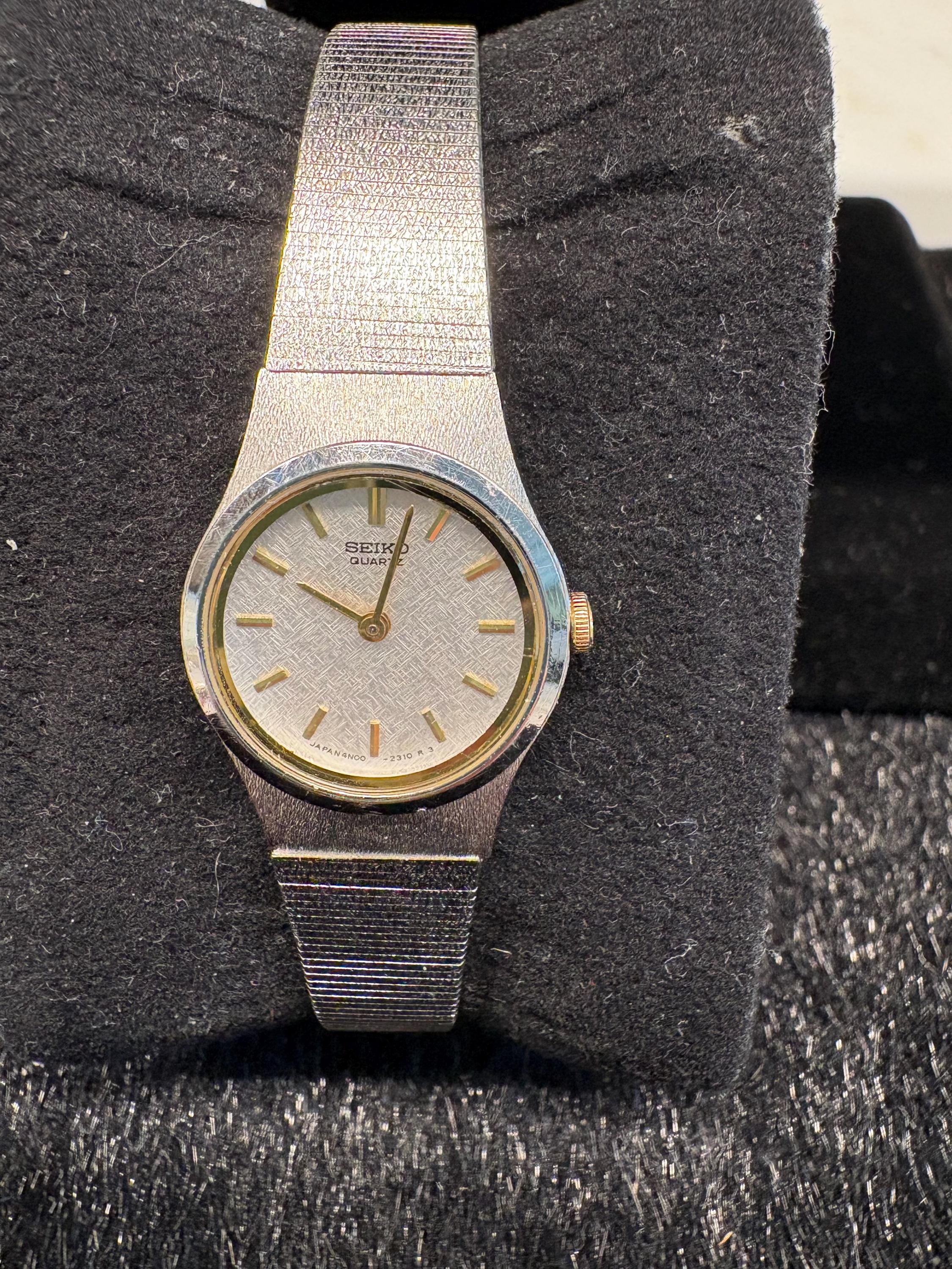 Vintage Seiko 4N00-0660 Ladies Gold Tone Quartz Watch Champagne Dial RUNS Women main image 2