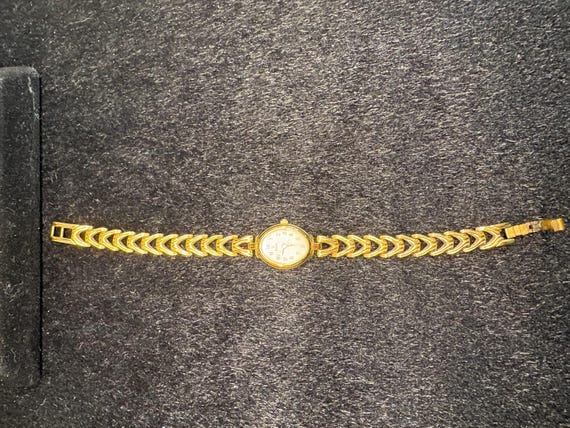 Vintage Bulova Ladies Cocktail Watch View 6