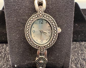Vintage Ladies Allude Antique Silver-Tone Dainty Bracelet Quartz Watch