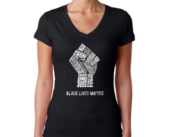 LA Pop Art Women&#39;s Word Art V-Neck T-Shirt - Black Lives Matter